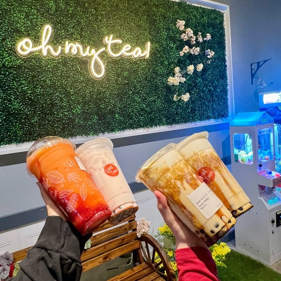 Meet your Posher, Sabrina - Picture 5 of 7